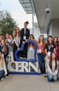 6 liceali italiani al CERN di Ginevra