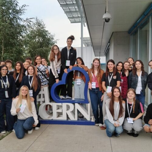 Sei studenti in visita al liceo francese di Annemasse e al CERN